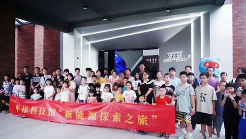 200ҳС٭룡ǲԴ֮̽硢ͬվ